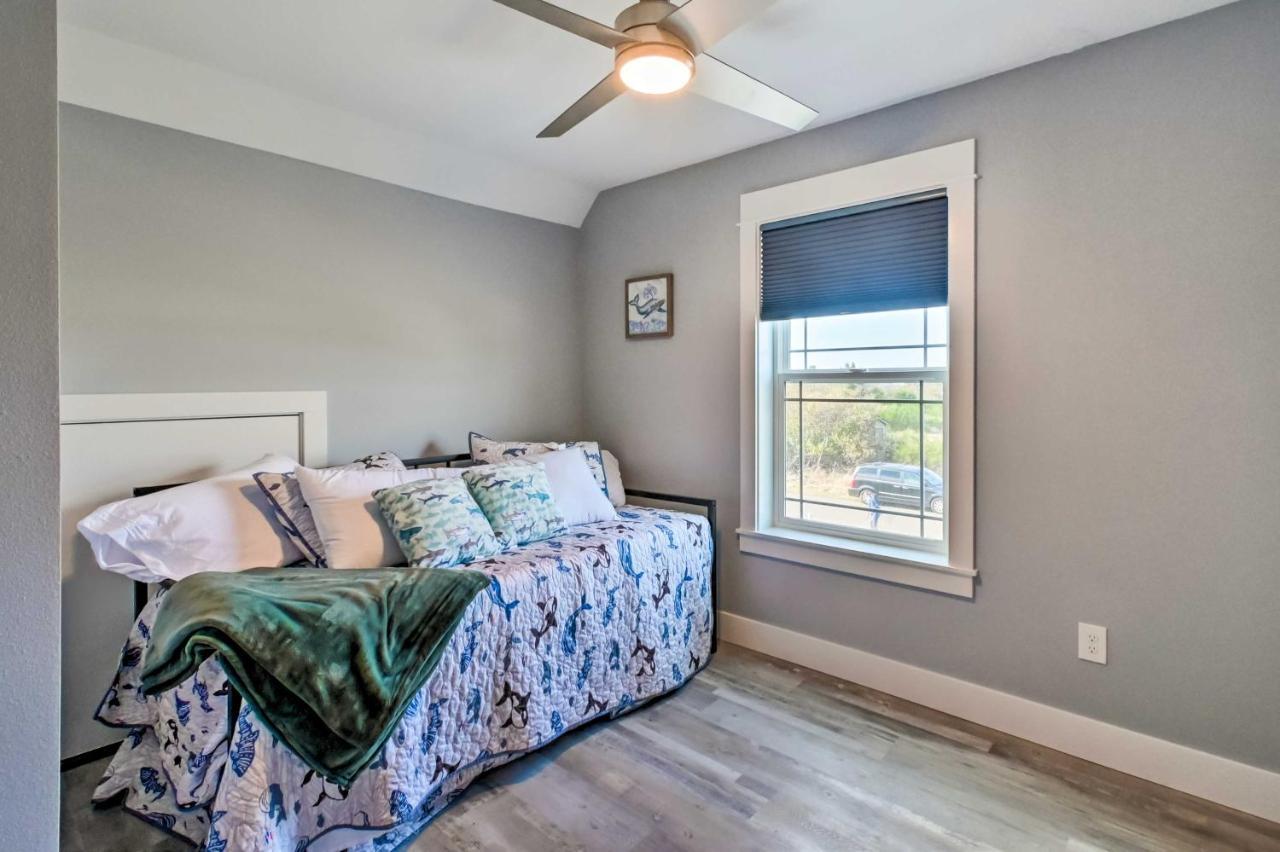 Ocean Shores Getaway With Fireplace And Hot Tub! エクステリア 写真